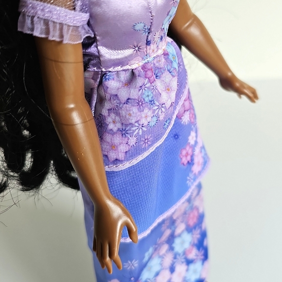 Disney Encanto Beautiful Isabela Madrigal 11" Fashion Doll Magical Floral Dress - Picture 12 of 13